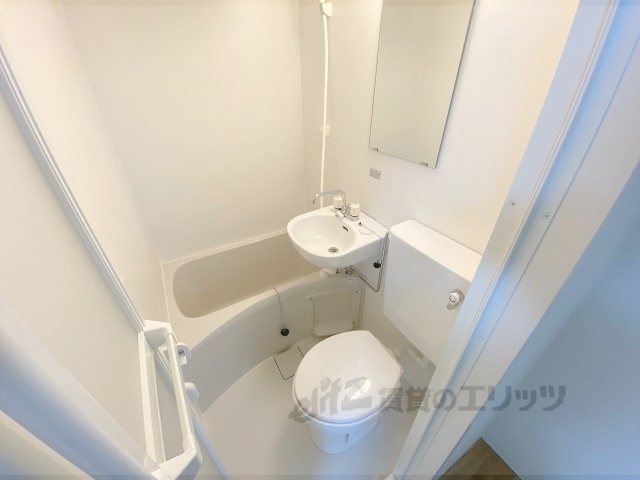 バス・シャワールーム　バス