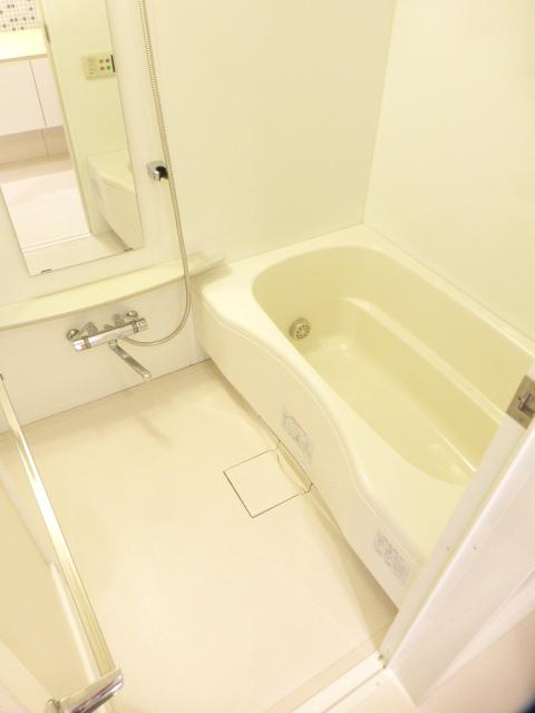 バス・シャワールーム　バス※別部屋参考写真