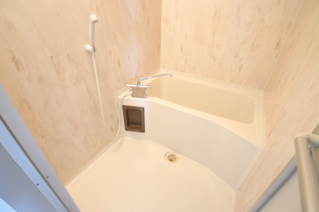 バス・シャワールーム　別室の参考写真です。※現況優先