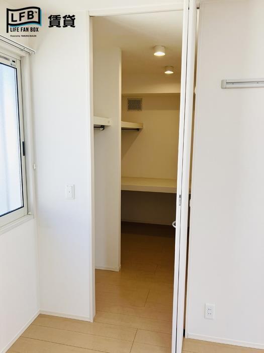 収納　※別室の写真です