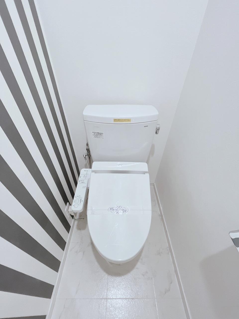 トイレ　ウォシュレット完備