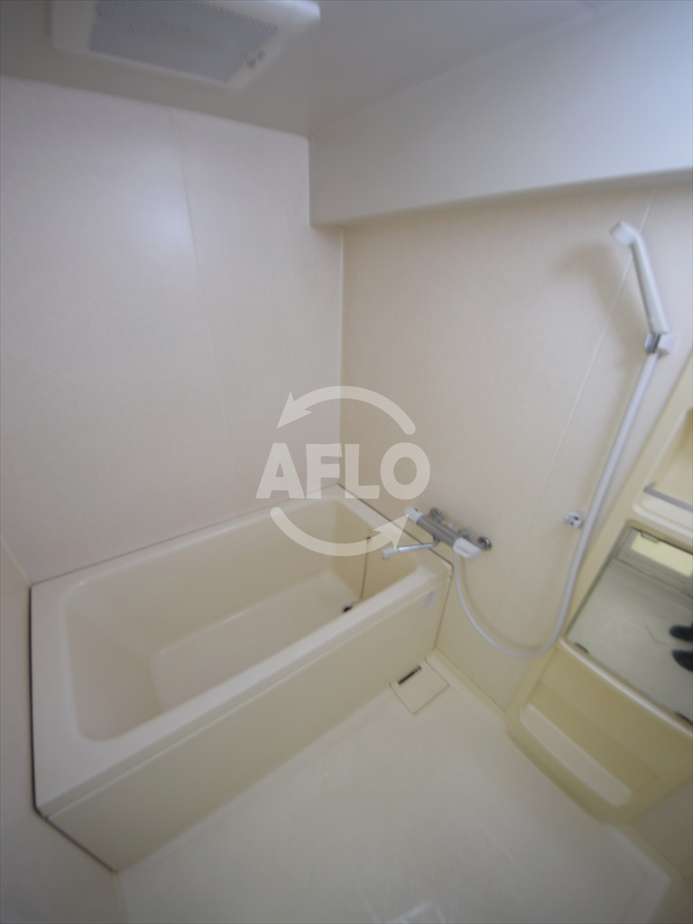 バス・シャワールーム　難波パークハウス　浴室