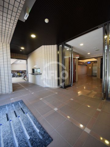 エントランス　難波パークハウス　エントランス