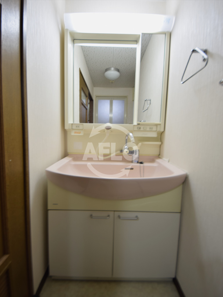 洗面設備　難波パークハウス　洗面化粧台