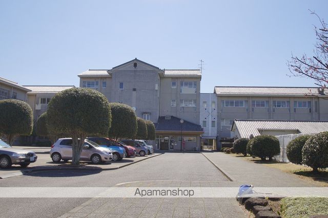 小学校　ひたちなか市立外野小学校（小学校）まで618m