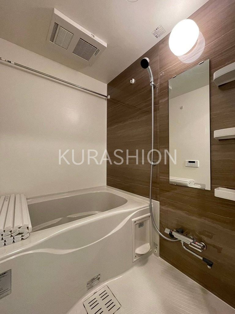 バス・シャワールーム　バス