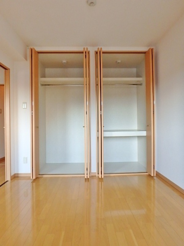 収納　図面と現状に相違がある場合には現状を優先