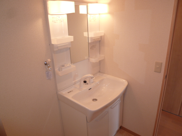 洗面設備　朝シャンできますぅ～