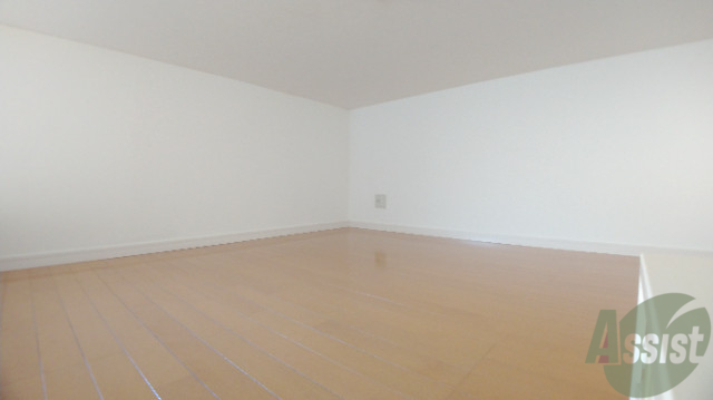 その他部屋・スペース　ロフトもございます。横になるのに十分なスペースがあります。