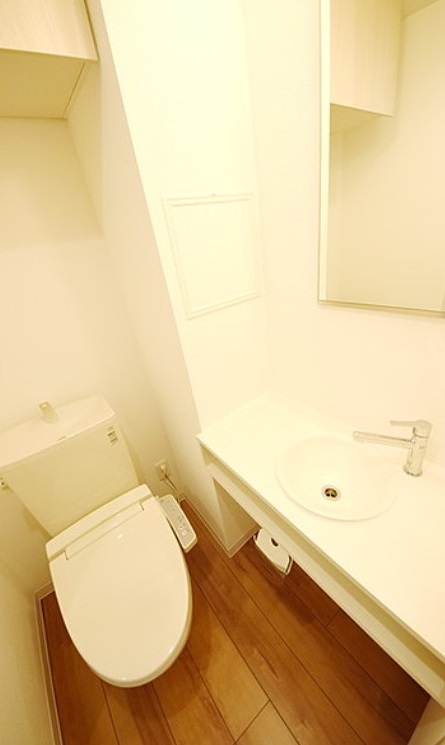 トイレ　別部屋参照