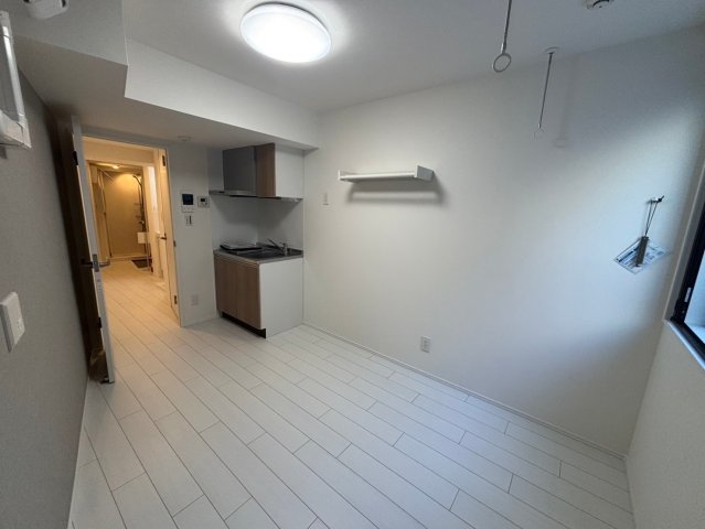 居室・リビング　こちらのリビングで趣味の時間をお楽しみください