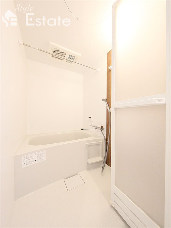 バス・シャワールーム　同仕様内装