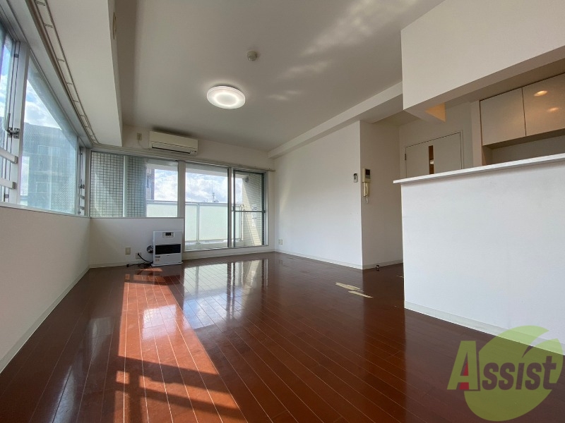 居室・リビング　広くてキレイなお部屋が広がっていて、充実した生活が送れそう。