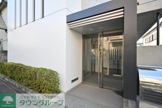 エントランス　エントランス