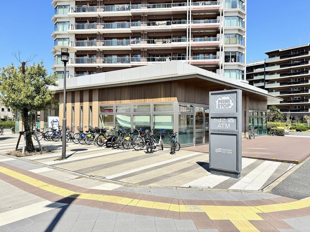 コンビニ　ミニストップ幕張ベイパーク店（コンビニ）まで500m