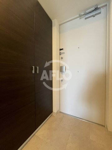 玄関　エステムコートディアシティWEST　玄関