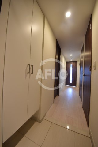 玄関　ハビテ靭センターコート玄関スペース