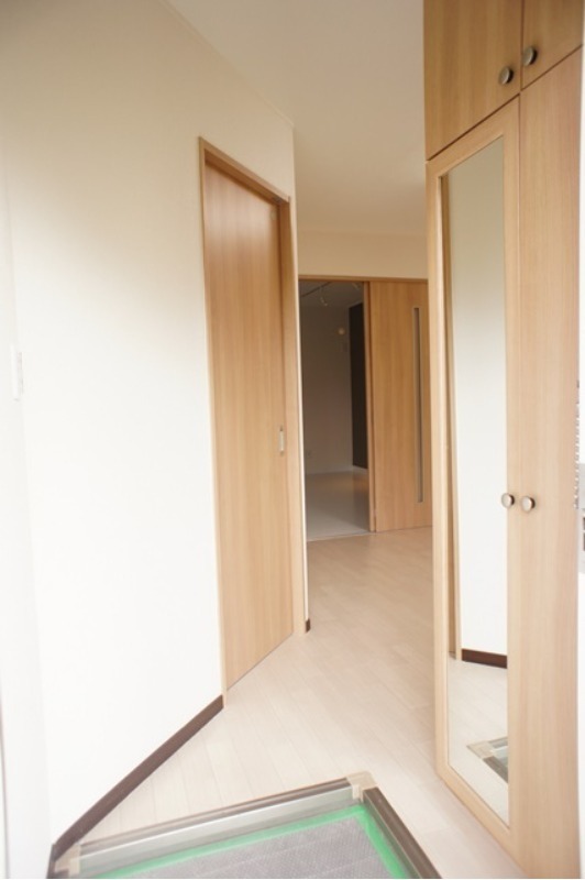 玄関　図面と現状に相違がある場合には現状を優先