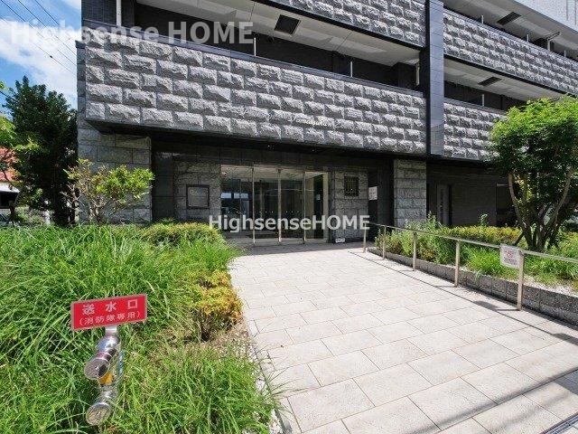 エントランス　清潔なエントランスです