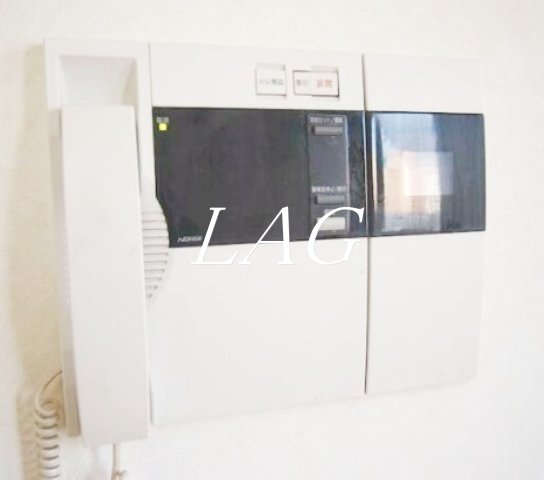 セキュリティ　モニター付きインターホンです。