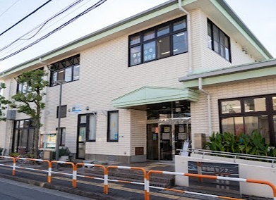 役所　足立区 神明住区センター（役所）まで560m
