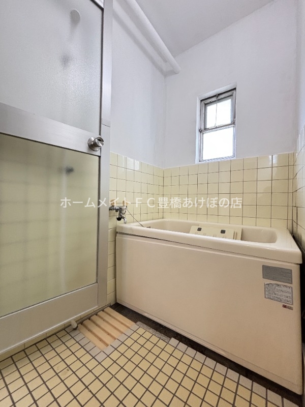 バス・シャワールーム　同型別部屋写真