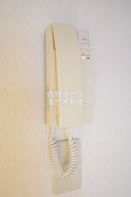 セキュリティ　インターホンあり