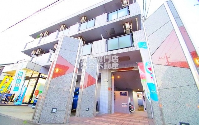 建物外観　鉄筋コンクリート造