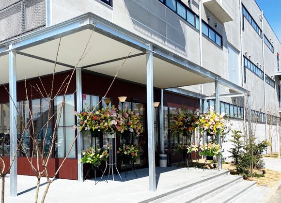 飲食店　銀座ウエスト 日野工場（飲食店）まで299m