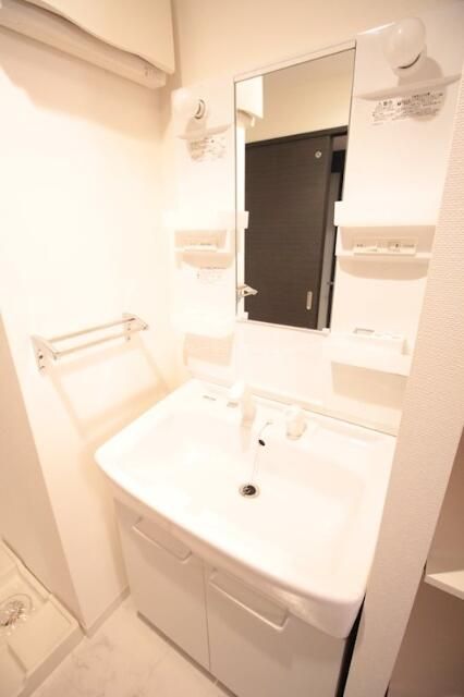 洗面設備　脱衣スペースもあります