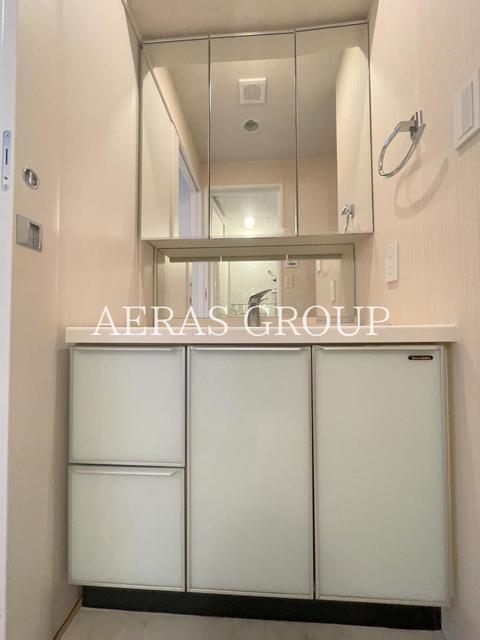 洗面設備　同仕様