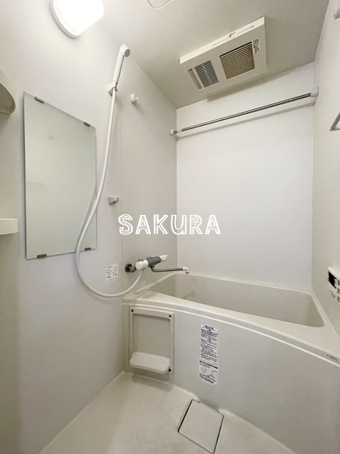 バス・シャワールーム　日々の疲れを癒すお風呂です♪