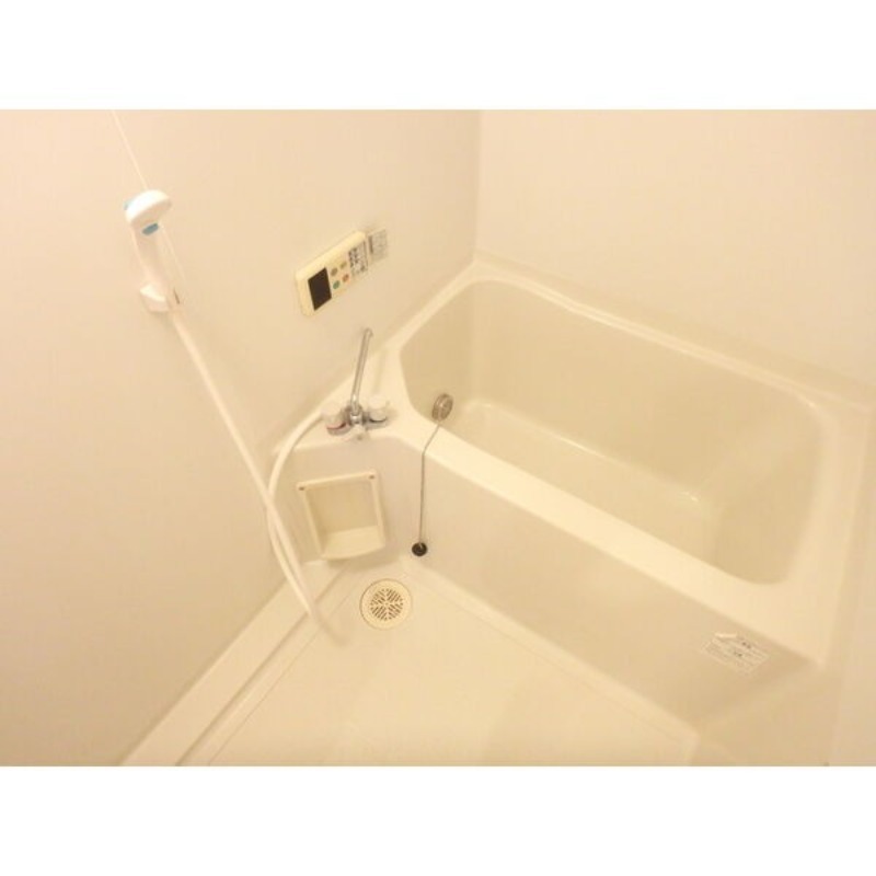 バス・シャワールーム　図面と現状に相違がある場合には現状を優先