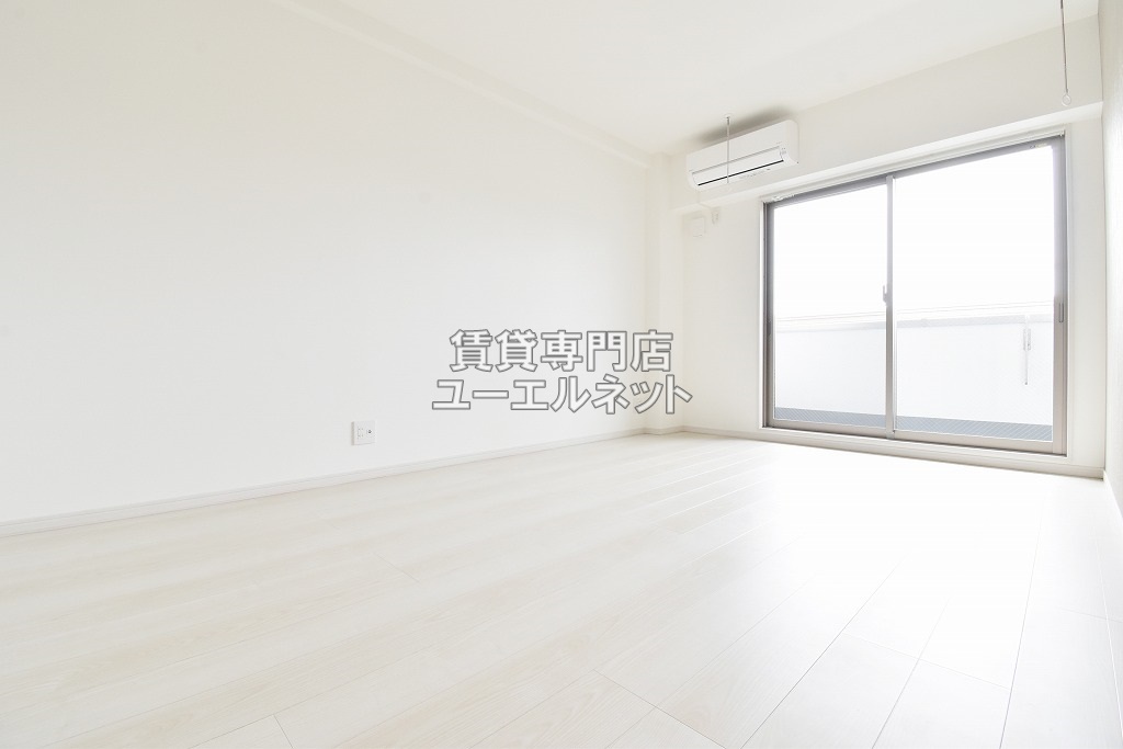 居室・リビング　洋室8.2帖