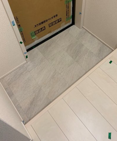 玄関　同仕様