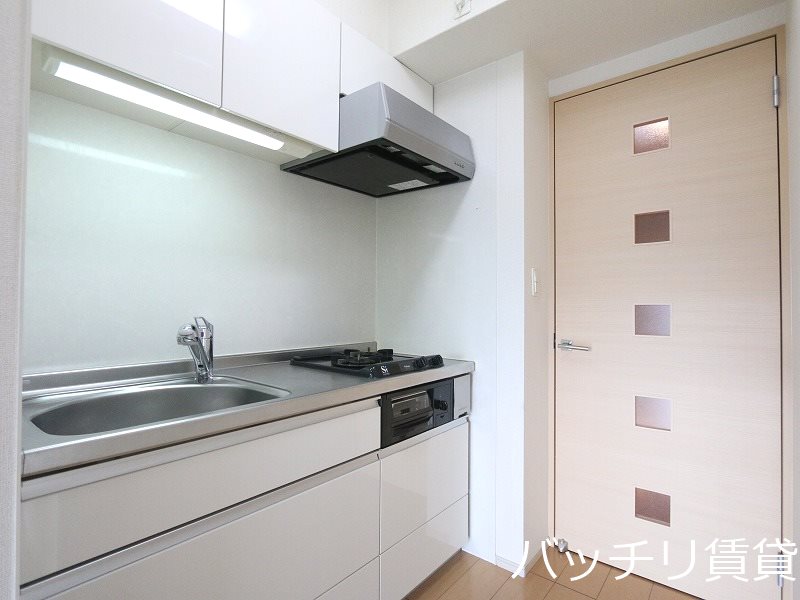 キッチン　同型イメージの為、現状を優先致します。