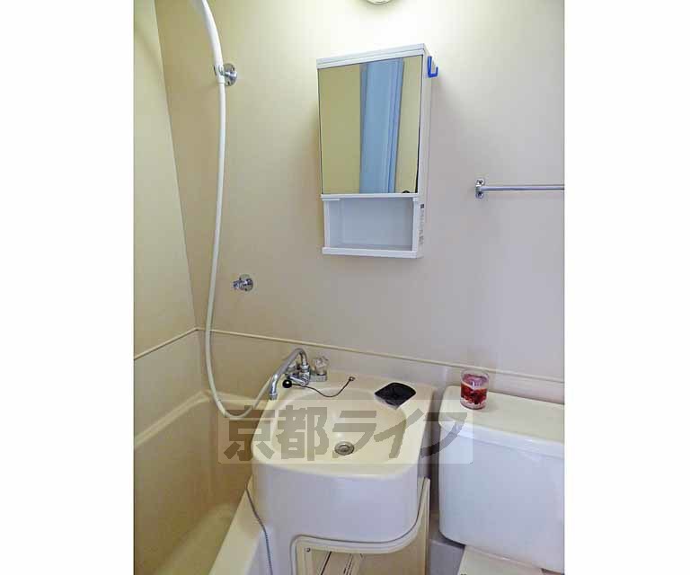 洗面設備　洗面器です。