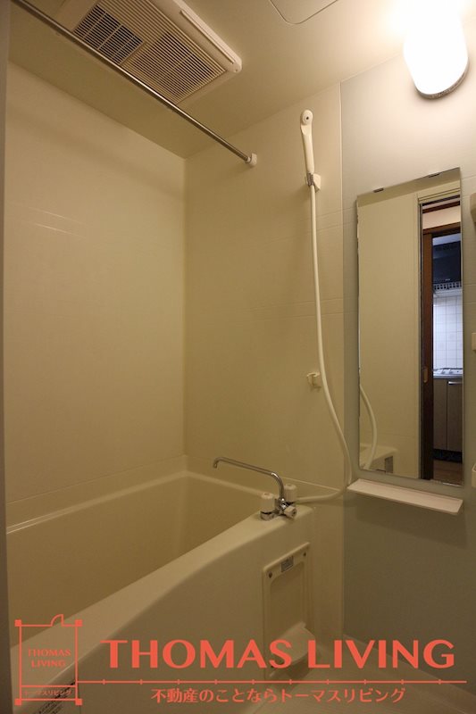 バス・シャワールーム　実際の写真を準備中の為、同じ建物の別室写真です。参考下さい。