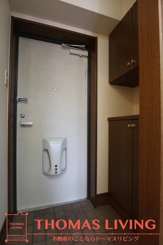 玄関　実際の写真を準備中の為、同じ建物の別室写真です。参考下さい。