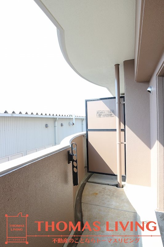 バルコニー　実際の写真を準備中の為、同じ建物の別室写真です。参考下さい。