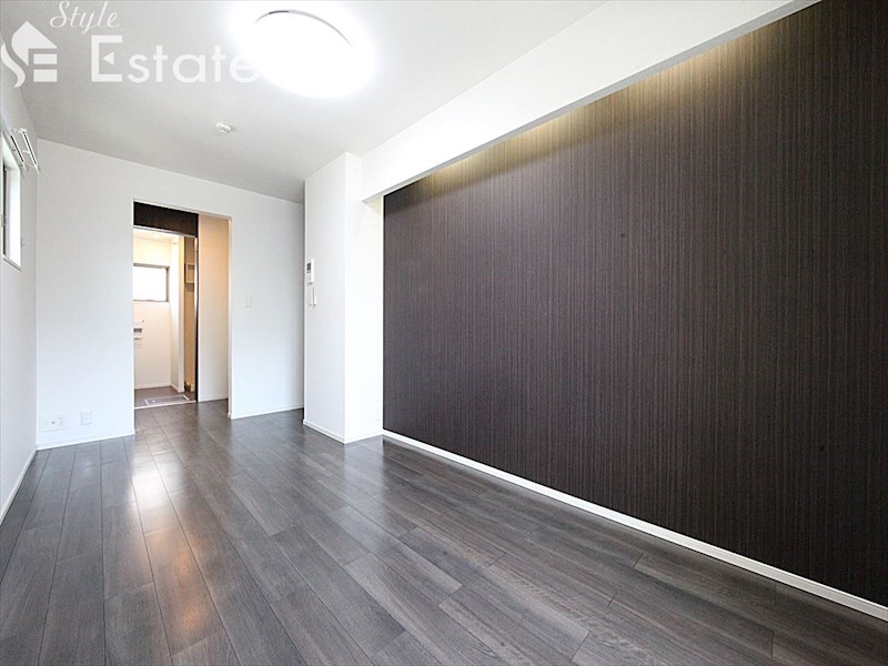 居室・リビング　内装