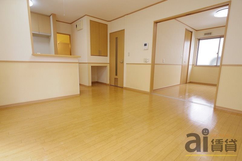 居室・リビング　同仕様部屋