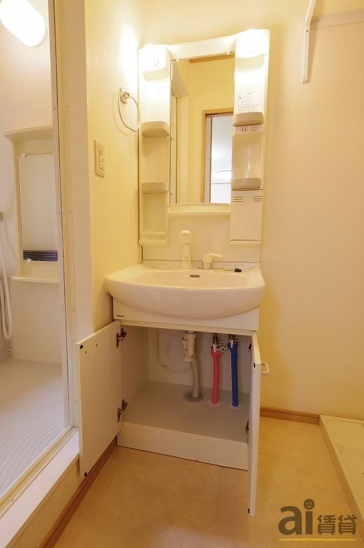 洗面設備　同仕様部屋