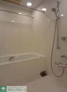 バス・シャワールーム　お問合せは(株)タウンハウジングレジデンス事業部【03-…