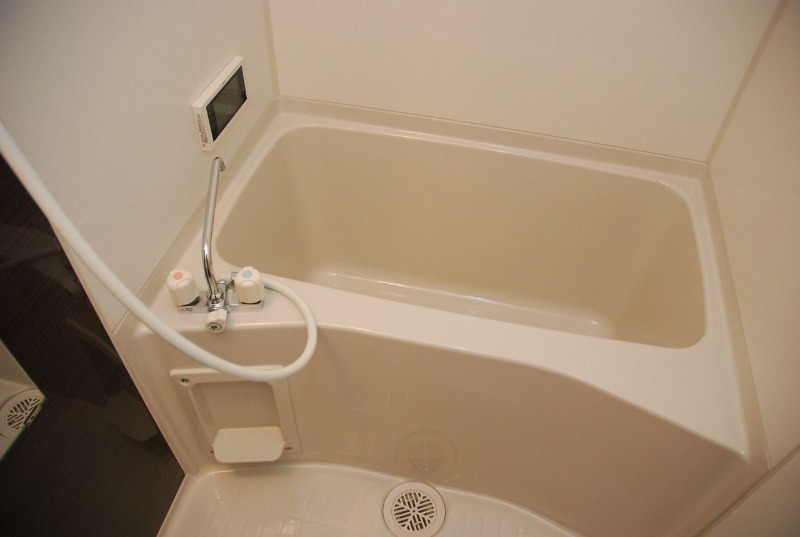 バス・シャワールーム　一日の汗や疲れはここで洗い流してください