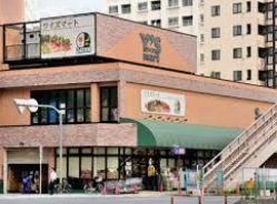 スーパー　ワイズマート三ノ輪店（スーパー）まで379m