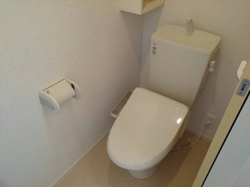 トイレ　図面と現状に相違がある場合には現状を優先