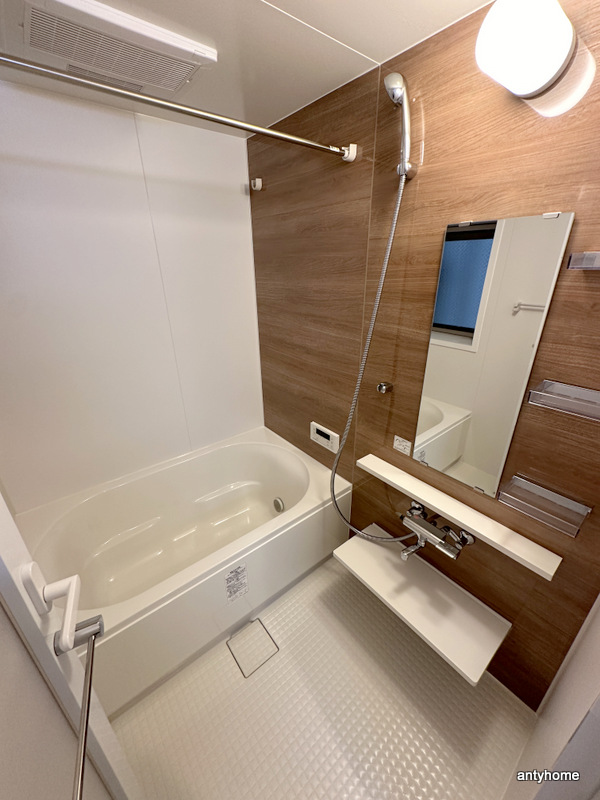 バス・シャワールーム