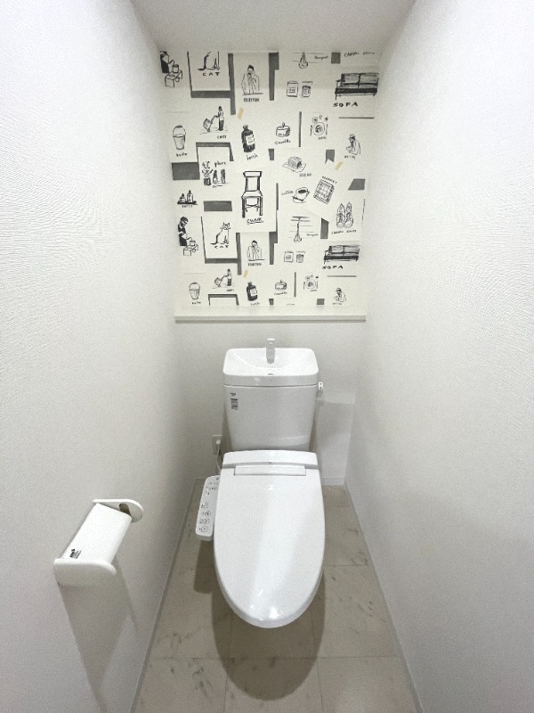 トイレ　別号室