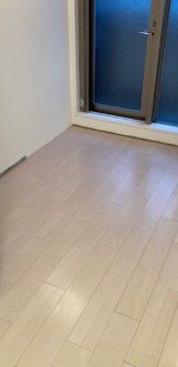 居室・リビング　玄関